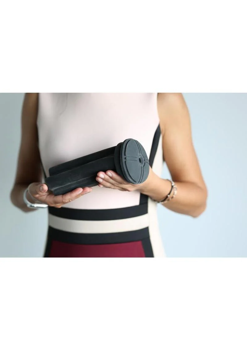 Kiiroo Titan Tight-Fit Sleeve Textured Stroker - Image 2