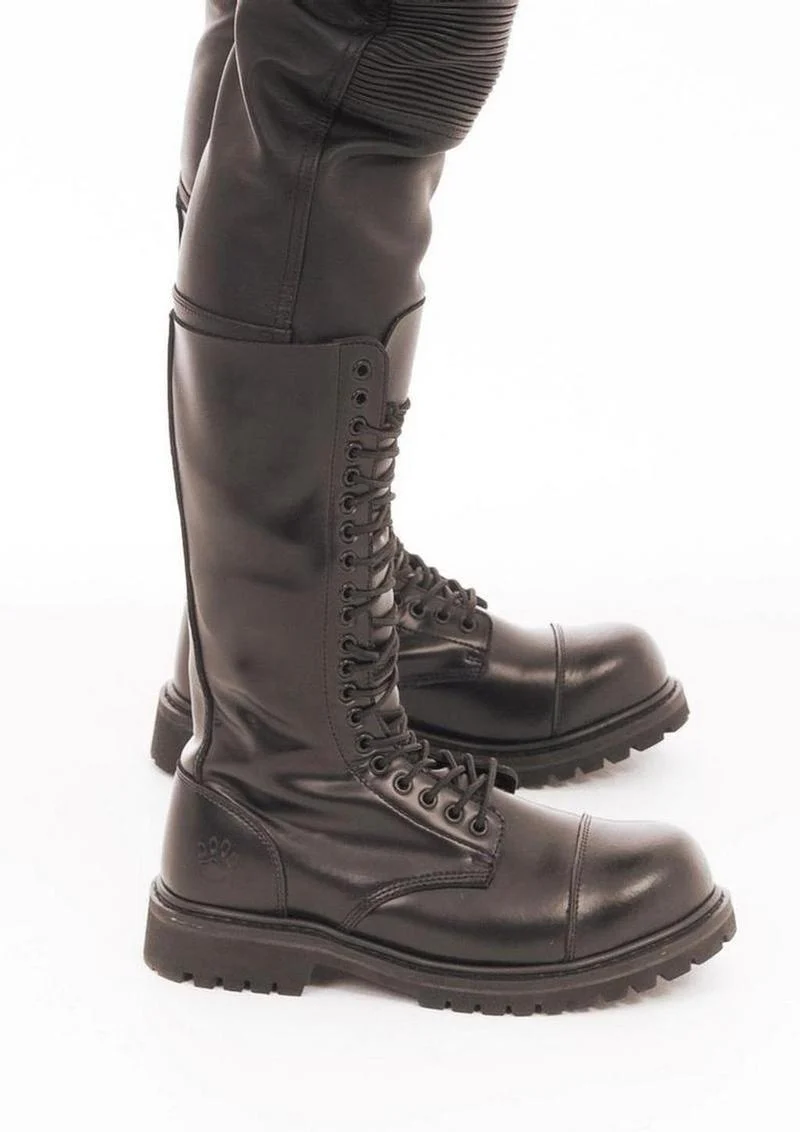 Prowler RED 20-Hole Lace-Up Boot UK 9.5 - Image 3